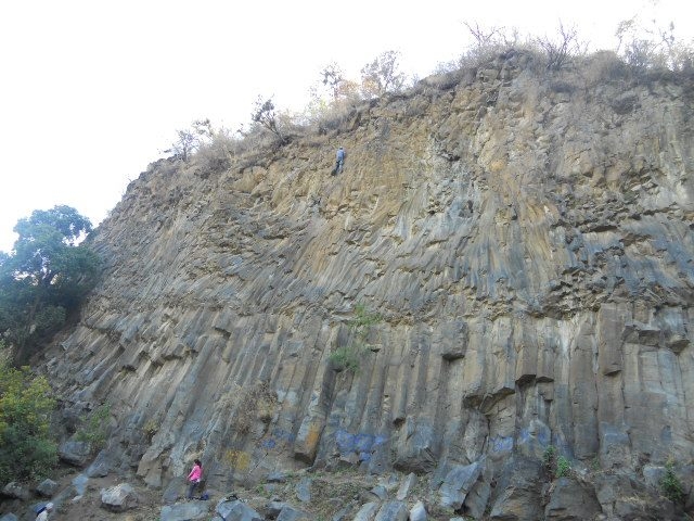  Natural Rock 